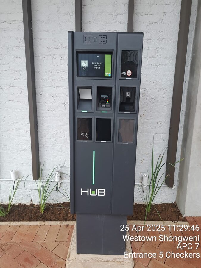 HUB paid-parking control cabinet and equipment